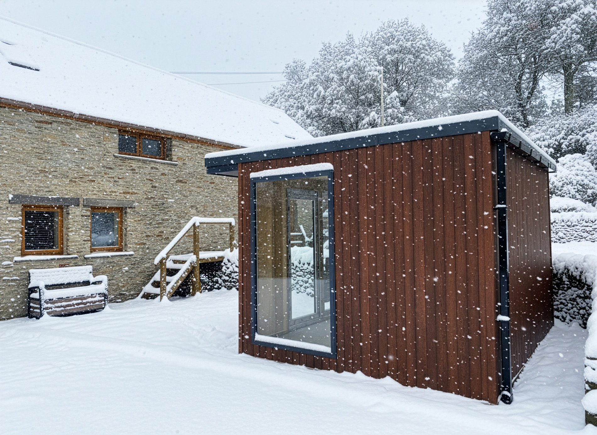 Pent Haus Garden Room in Snow